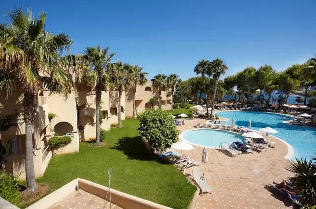 Hotel Grupotel Santa Eularia en Spa | zwembad